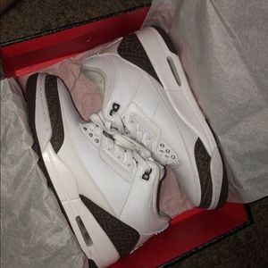 Jordan mocha 3s!!!!